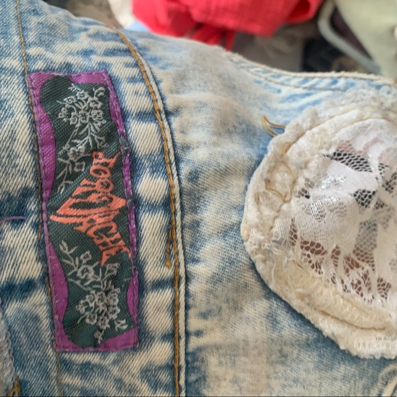 Jordache: Vintage Overall Shorts - Picture 15 of 16